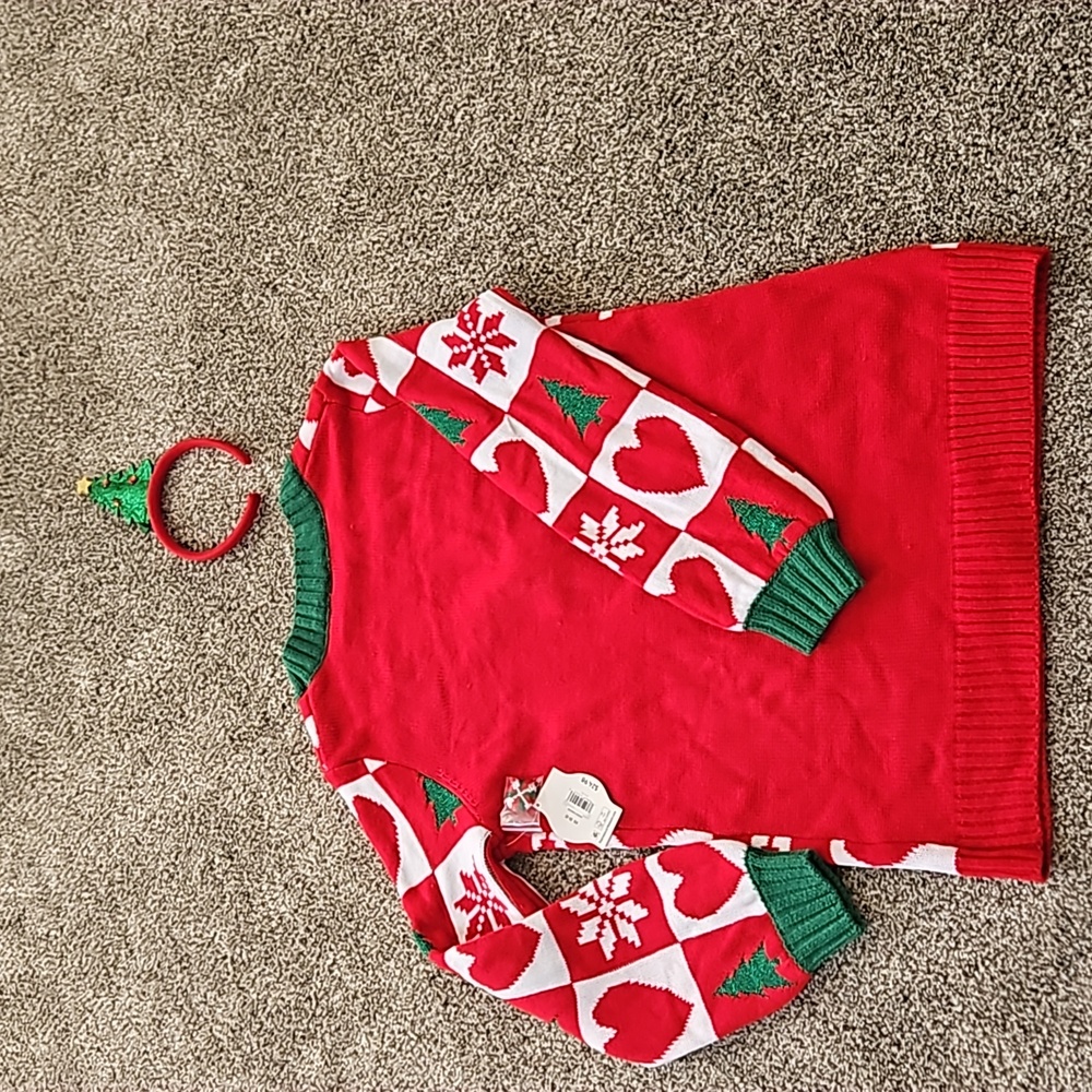 Holiday Sweater - Picture 7 of 8